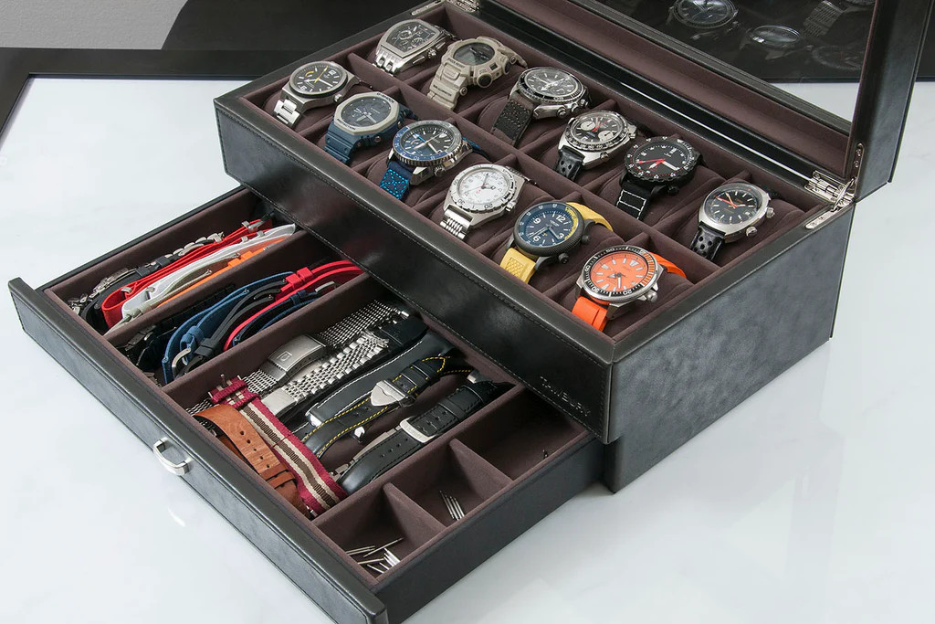 How to Store Watches